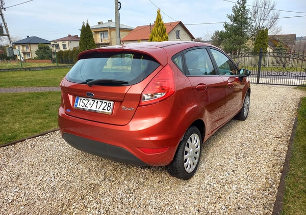Ford Fiesta cena 21900 przebieg: 116000, rok produkcji 2009 z Staszów małe 67